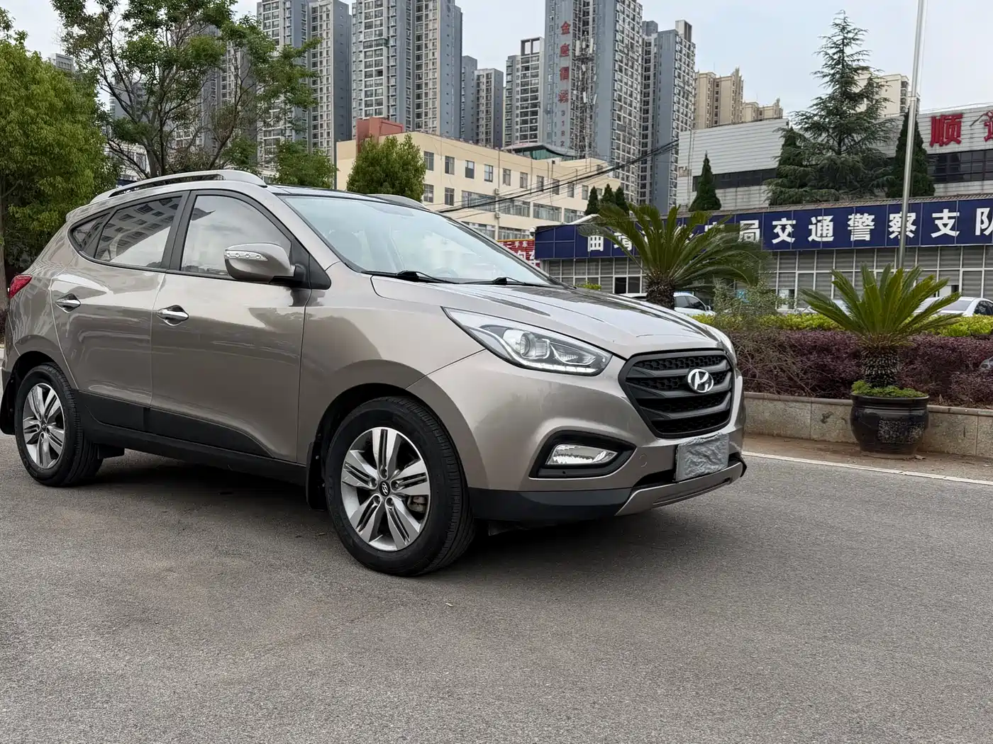Hyundai Beijing Hyundai ix35 2013 2.4L Automatic 2WD Leading GLX China IV фото 3