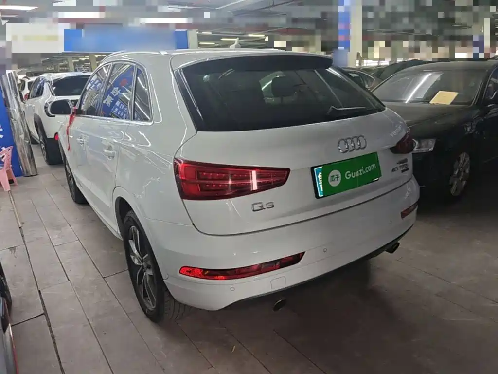Фото 5 - Audi Q3