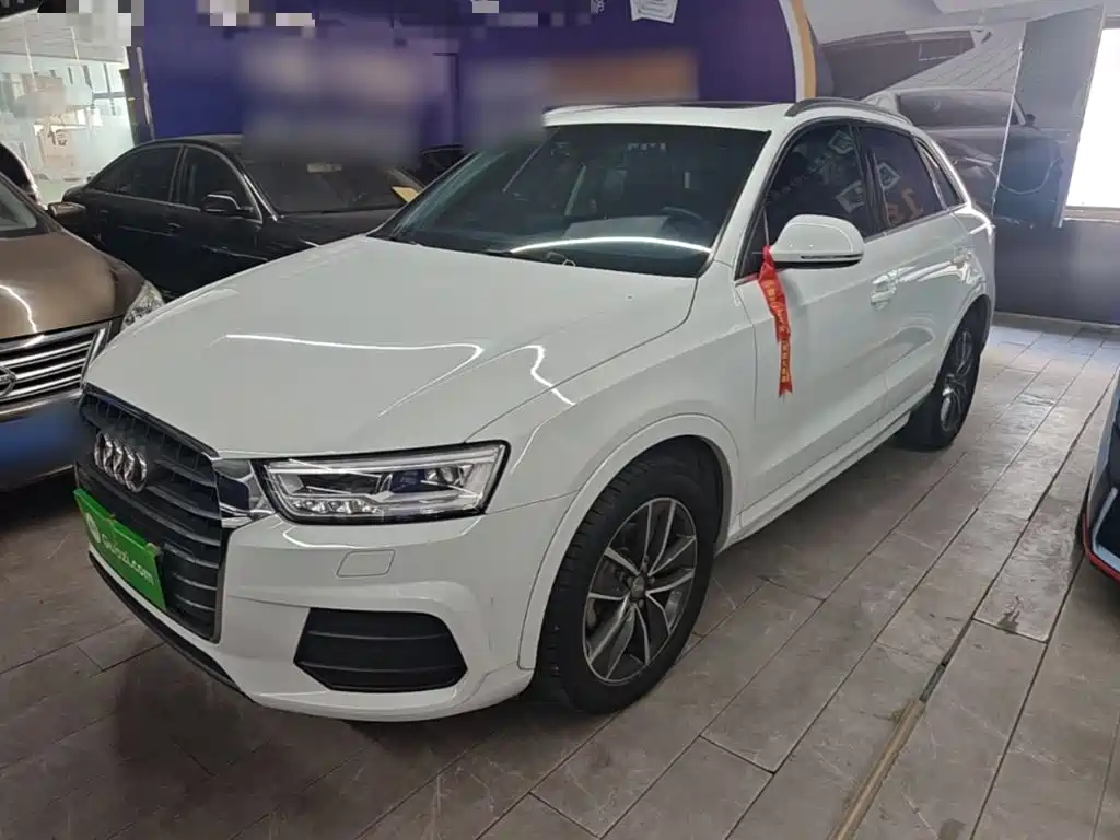 Фото 2 - Audi Q3