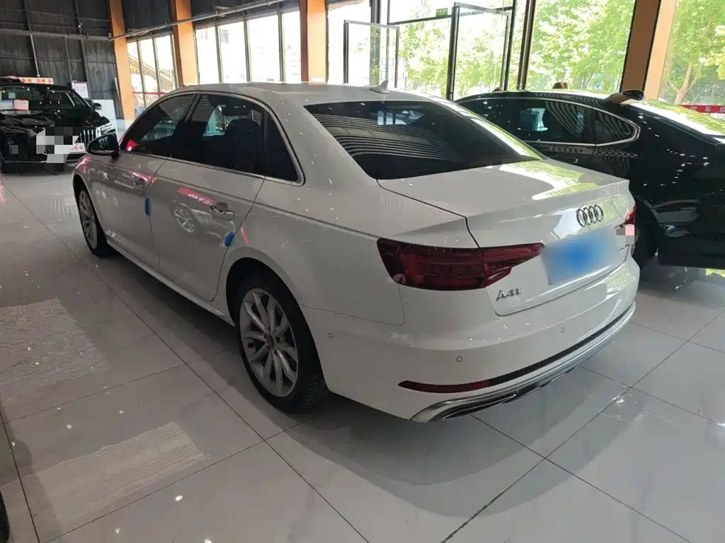 Audi A4L 2019 40 TFSI Fashion (China VI) фото 10