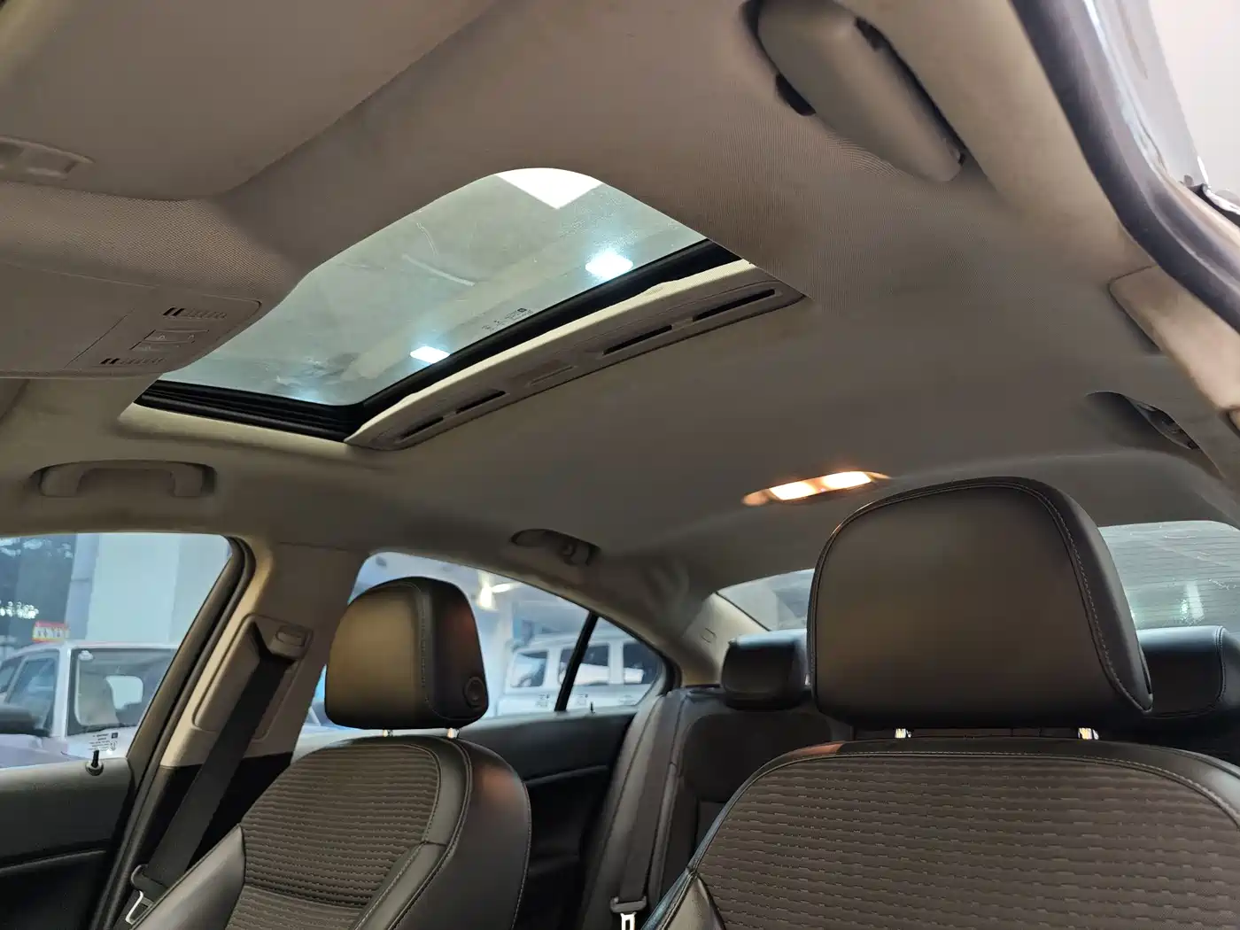 Buick Regal 2015 1.6T Leading Tech Edition фото 13
