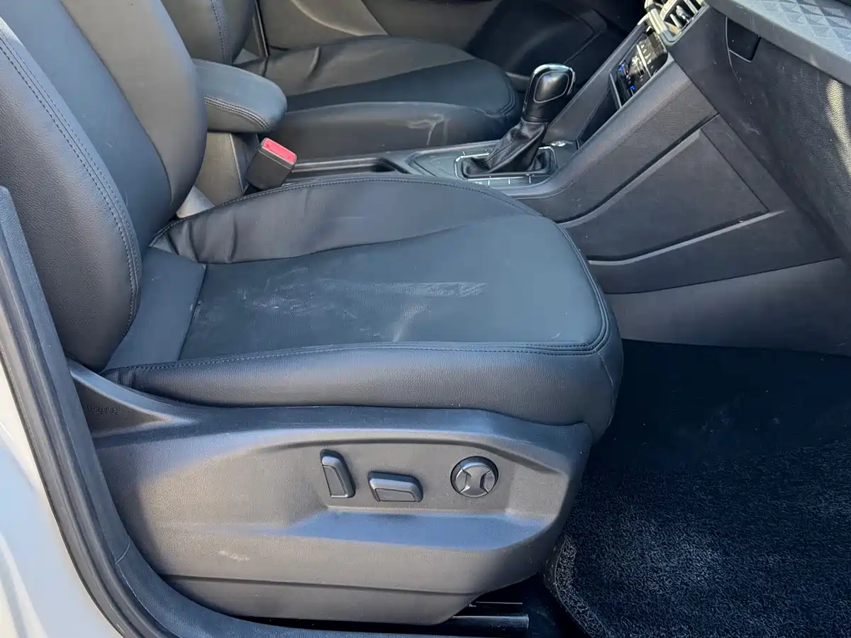 Volkswagen Tharu 2022 280TSI 2WD Comfort фото 13