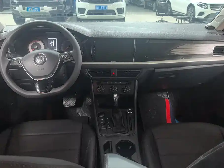 Volkswagen Lavida 2019 1.5L Automatic Comfort Edition China VI фото 12