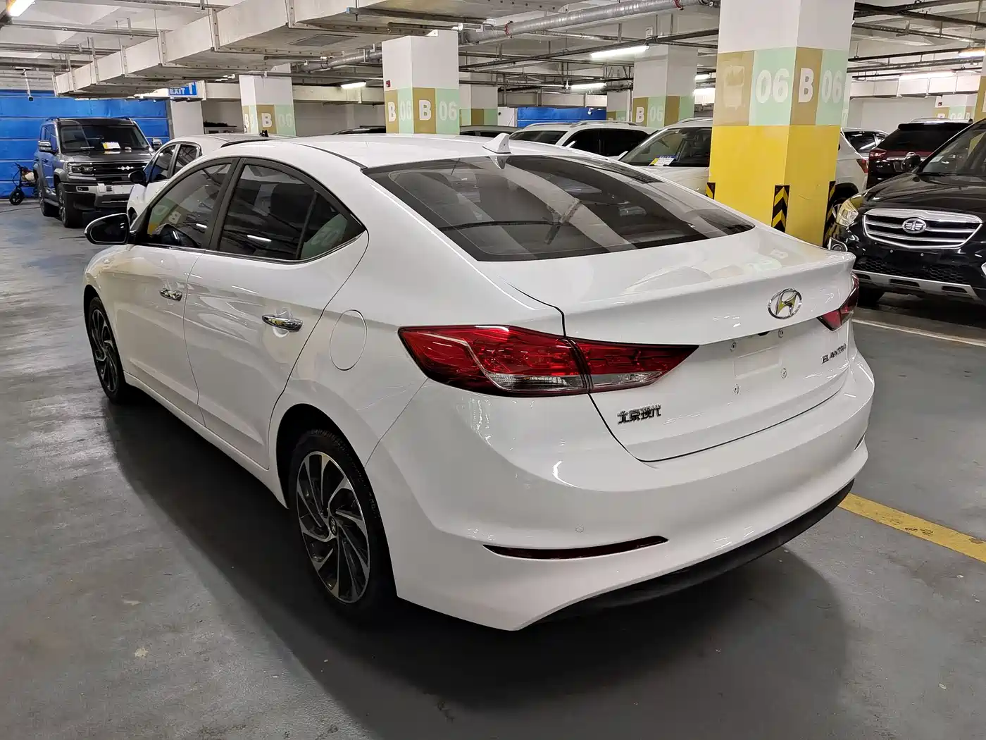 Hyundai Elantra 2019 1.5L CVT Smart Elite фото 4