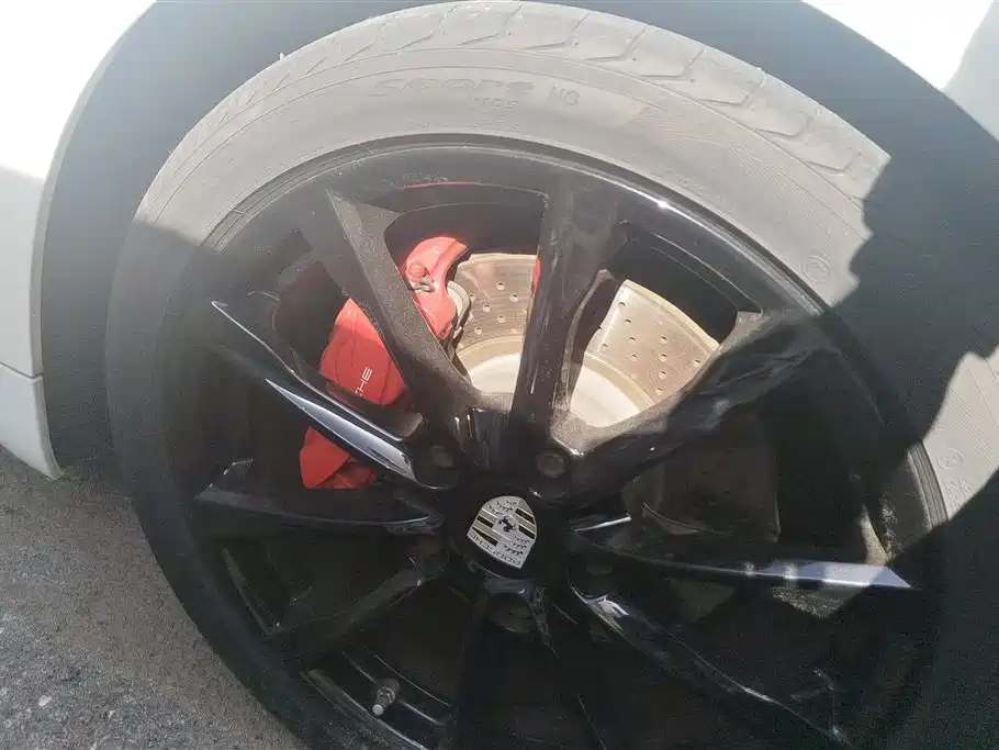 Porsche 718 2018 Cayman 2.0T фото 6