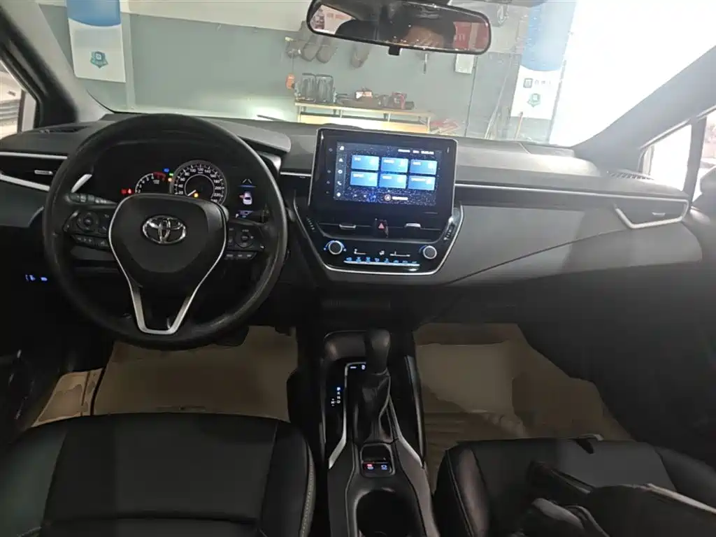 Toyota Levin 2022 185T CVT Luxury Edition фото 10