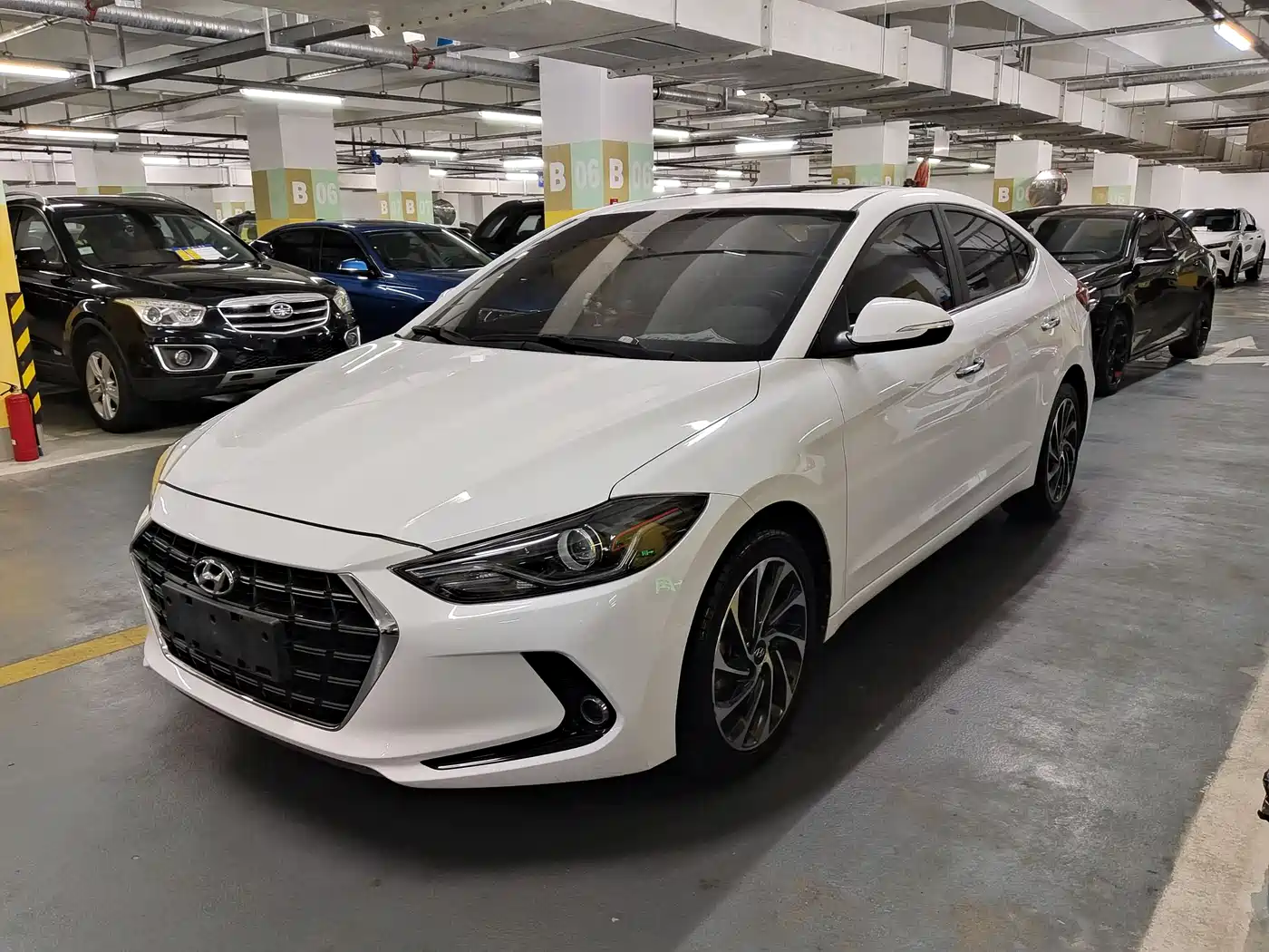 Hyundai Elantra 2019 1.5L CVT Smart Elite фото 3