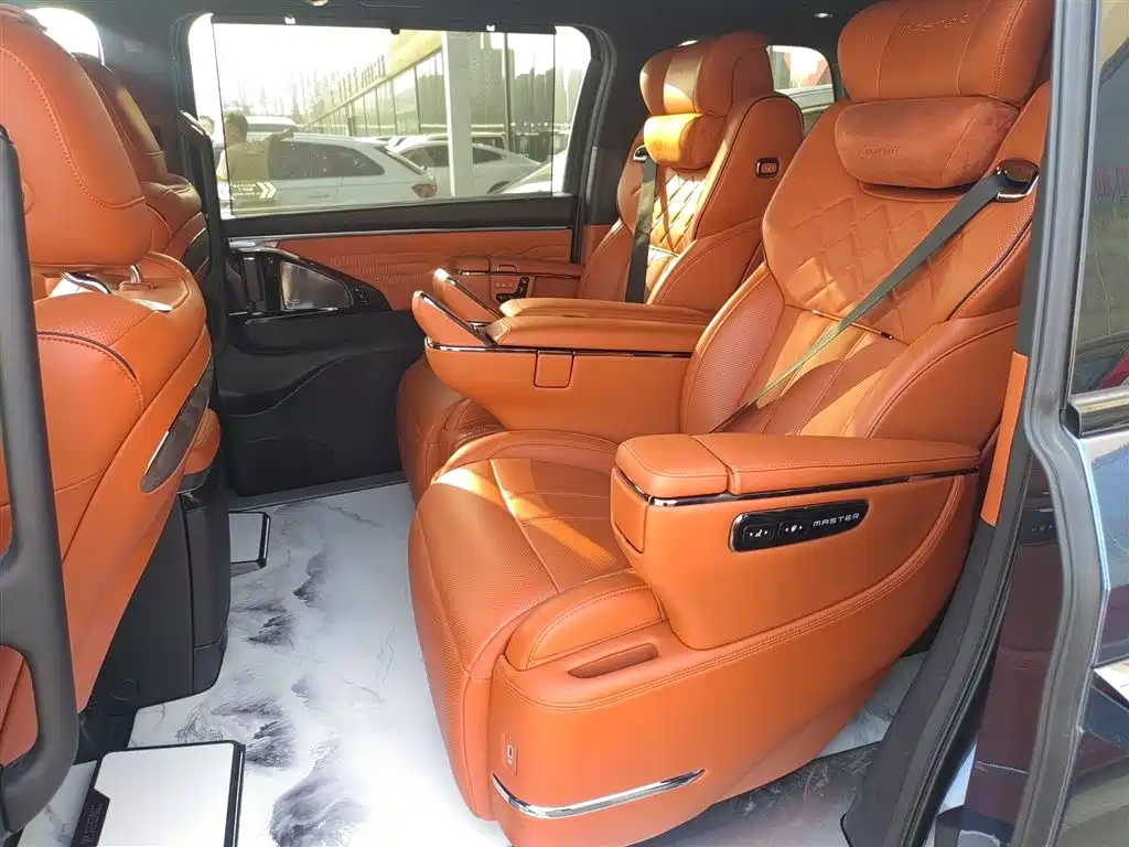 GAC Trumpchi Trumpchi Xiangwang M8 2025 Model QianKun Series Ultra First Class фото 13