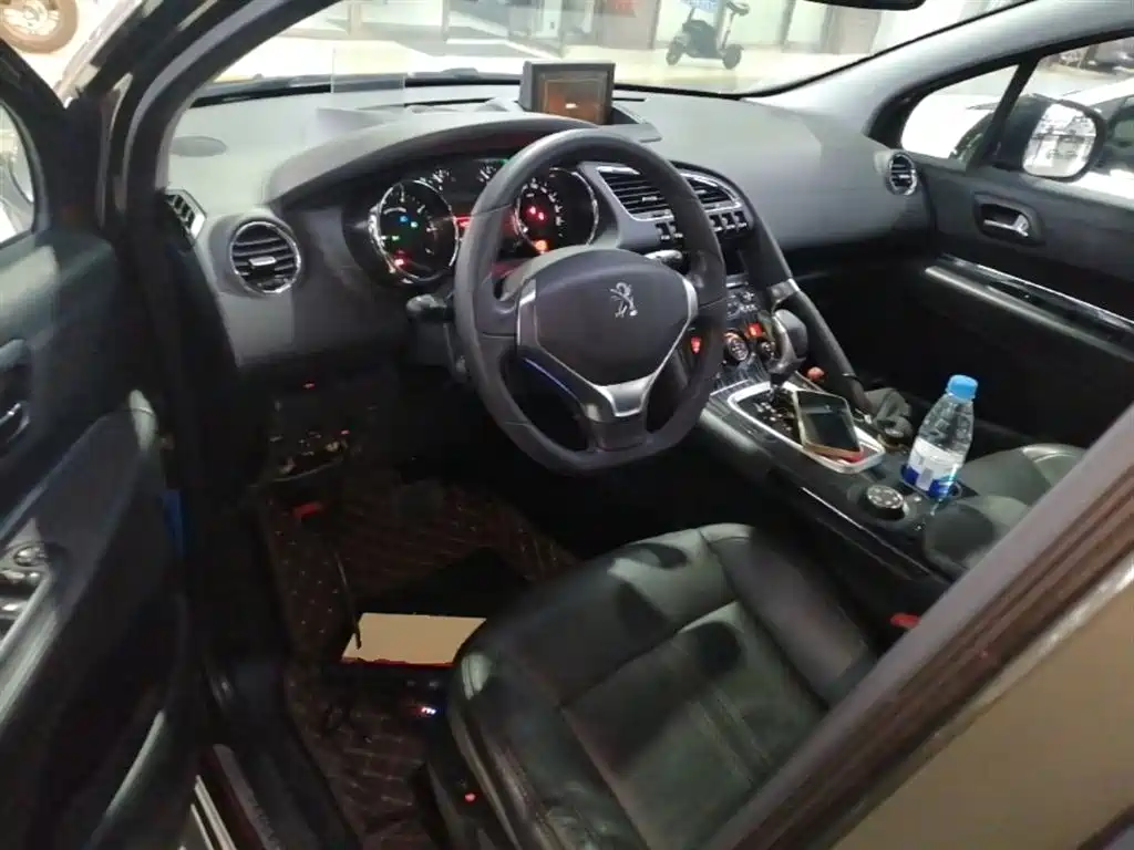 Peugeot 3008 2013 1.6THP Automatic Prestige Edition фото 10