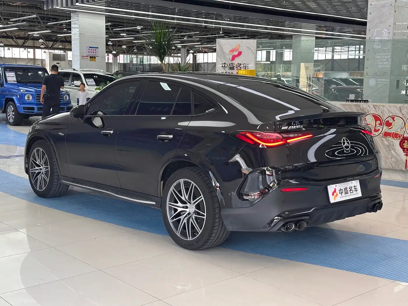 Mercedes-Benz GLC Coupe AMG 2024 AMG GLC 43 4MATIC Coupe SUV фото 31