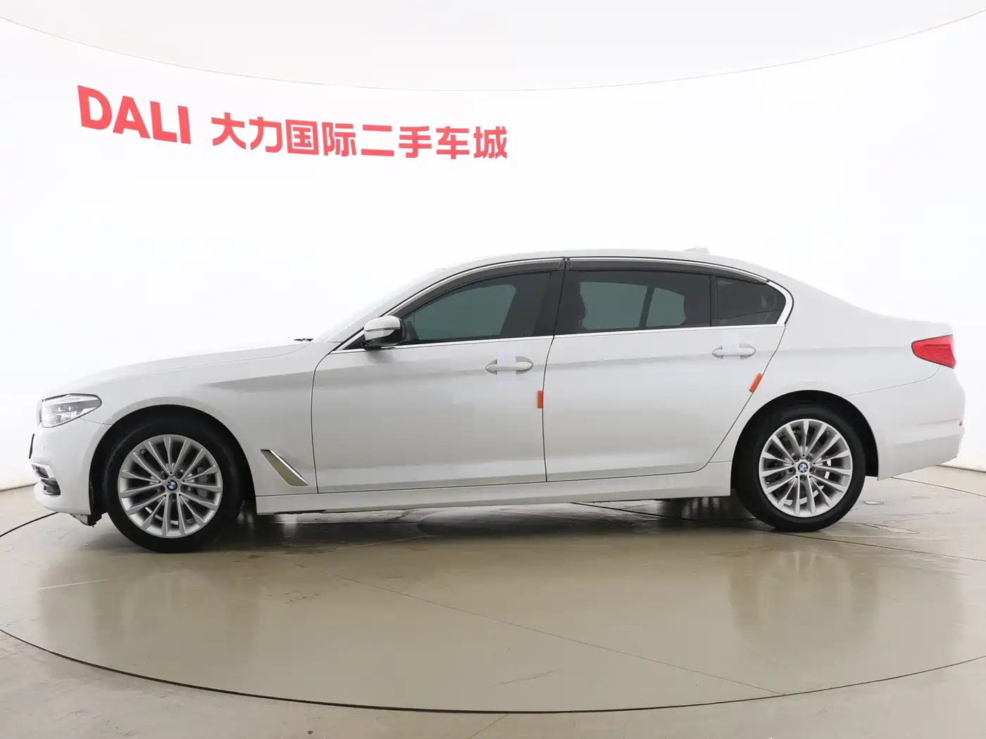 BMW 5 Series 2020 530Li Leading Luxury Package фото 16