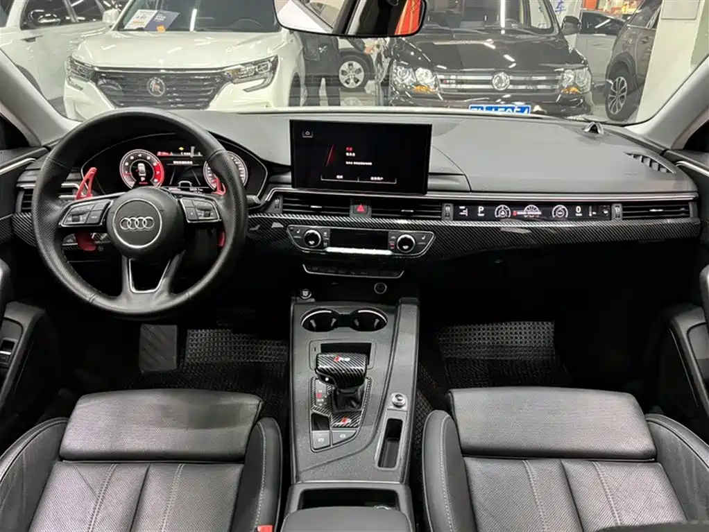Audi A4L 2020 40 TFSI Luxury Dynamic фото 12