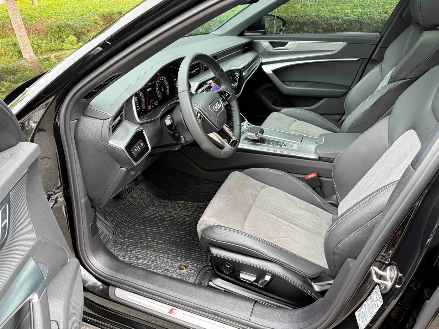 Audi A6L 2023 40 TFSI Luxury Dynamic фото 14