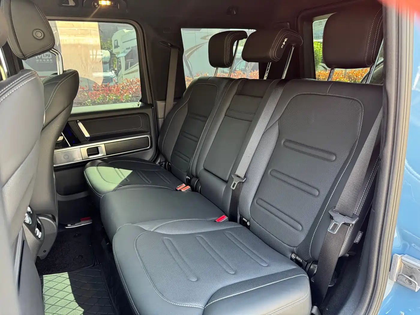 Mercedes-Benz G-Class 2024 G 500 фото 16