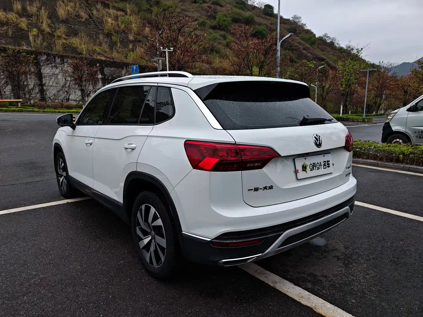 Volkswagen Tayron 2019 330TSI 2WD Luxury China VI фото 5