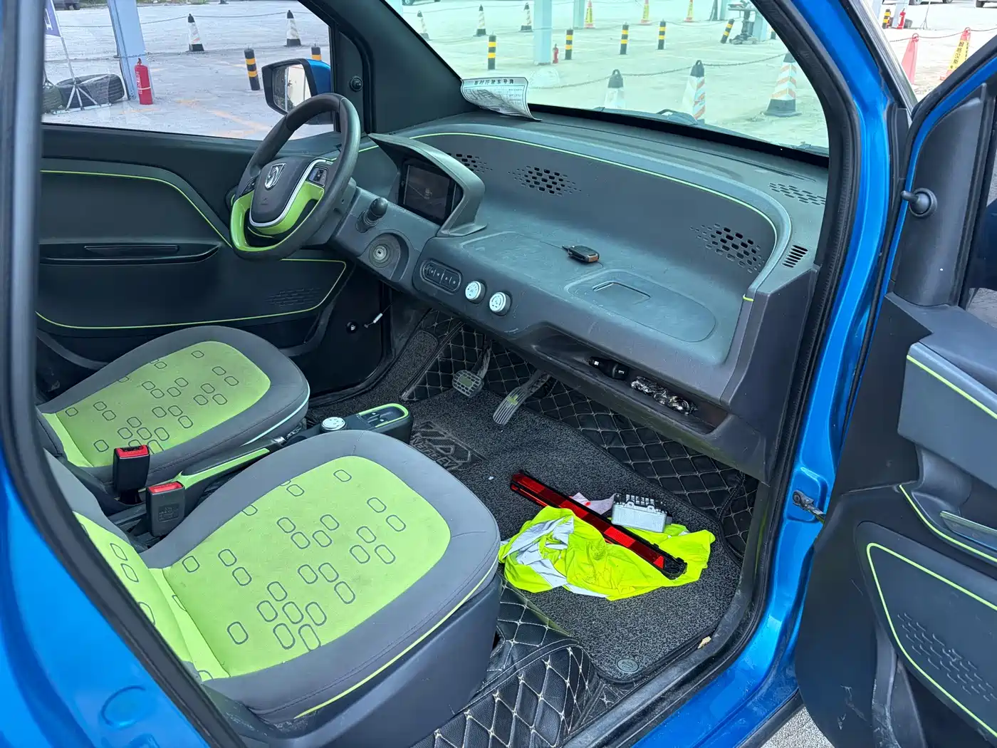 Baojun E100 2018 2017 Smart Edition