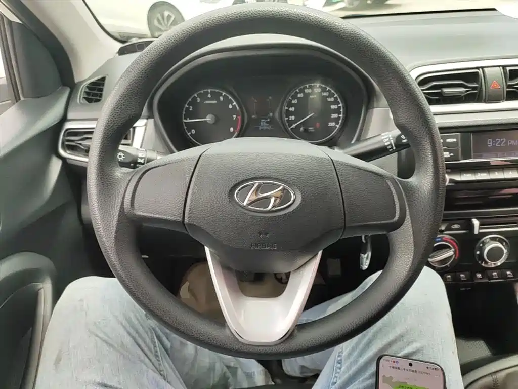 Hyundai Verna 2017 1.4L Manual Color Edition (China V) фото 11