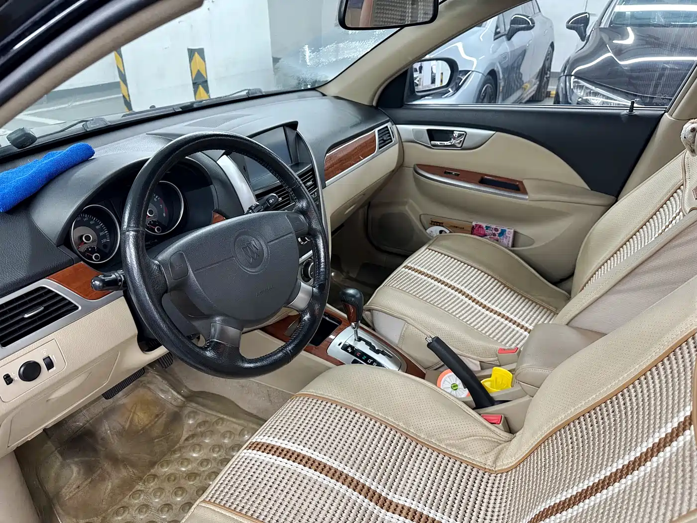 Buick Excelle 2008 1.6LE-AT Navi фото 14