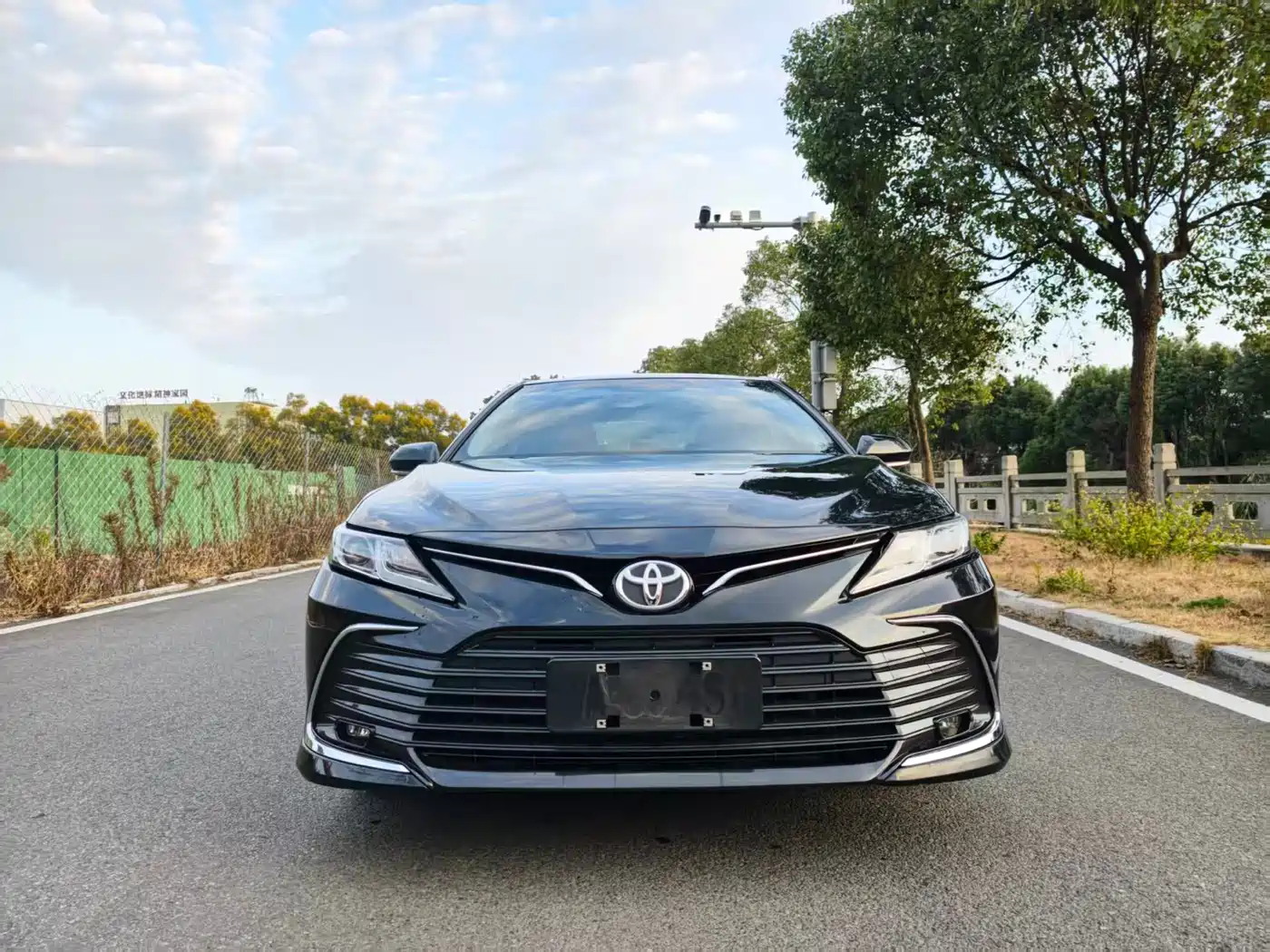 Toyota Camry 2023 2.0GVP Leading Edition