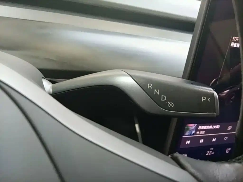 Tesla Model 3 2020 2020 Standard Range Rear-Wheel Drive Upgrade