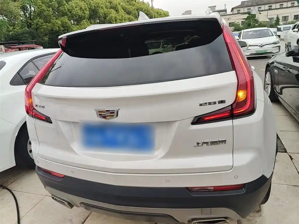 Cadillac XT4 2018 28T FWD Leading Edition фото 6