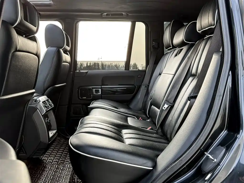 Land Rover Range Rover 2010 2011 3.6 TDV8