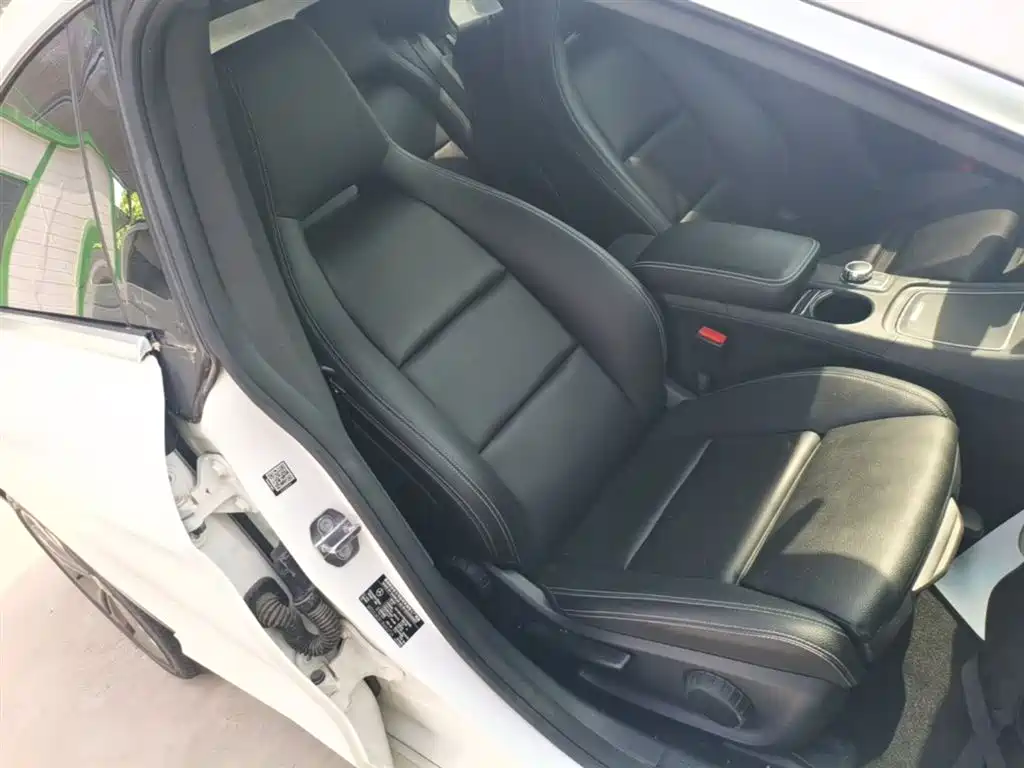 Mercedes-Benz CLA (Import) 2017 Facelift CLA 200 Dynamic фото 25