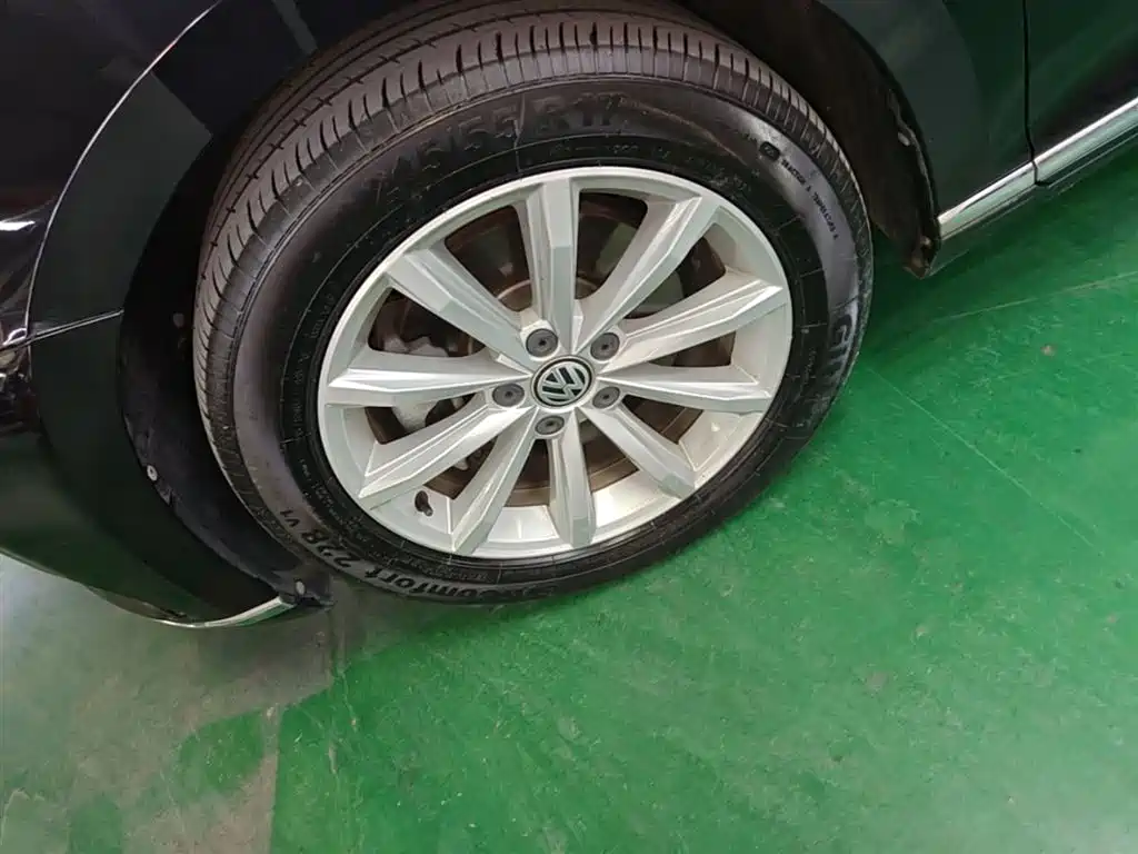 Volkswagen Magotan 2019 330TSI DSG Leading China VI фото 23