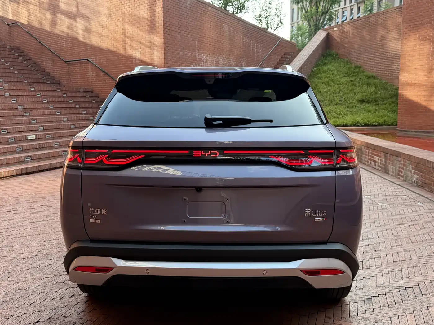 BYD Song Ultra 2026 EV 710KM Surpassing Edition (Lidar Version) фото 5