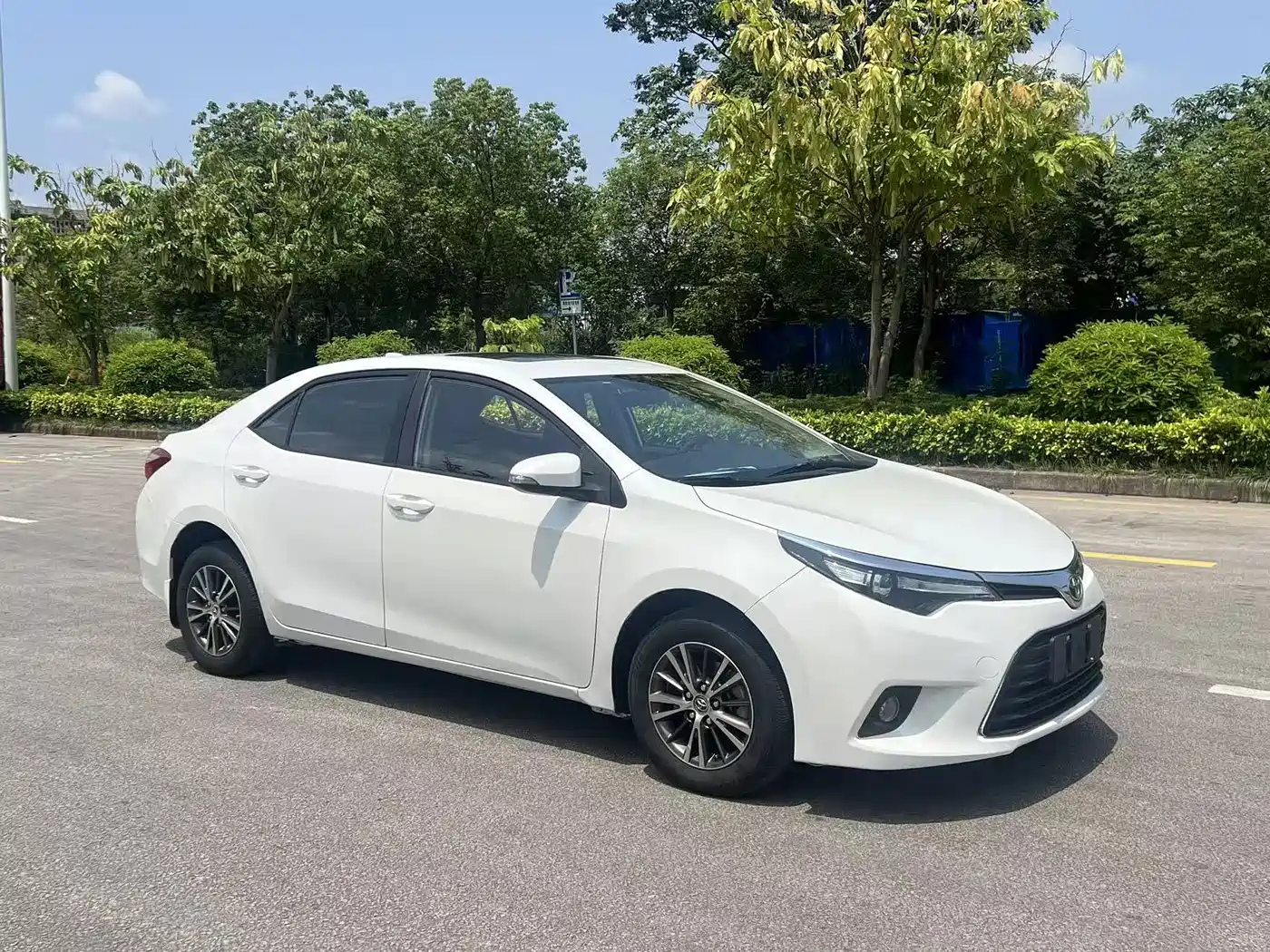 Toyota Levin 2016 1.6G CVT Elite Edition фото 3