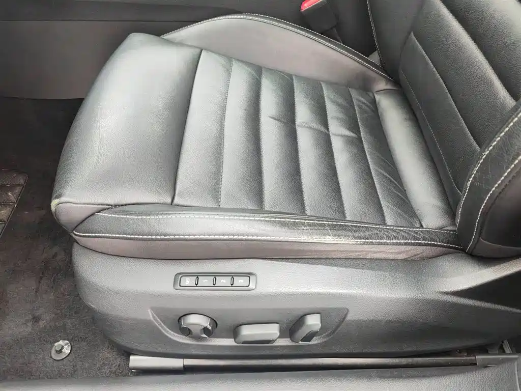 Škoda Superb 2016 TSI330 DSG Smart Edition фото 20