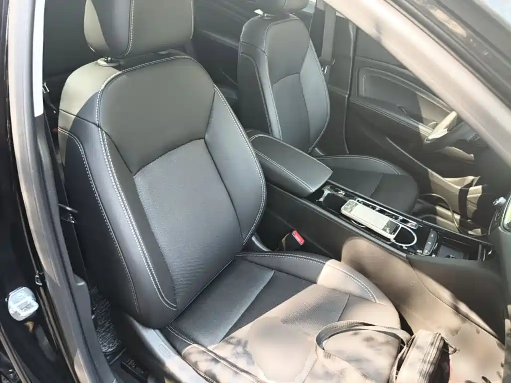 Photo 25 - Buick Regal