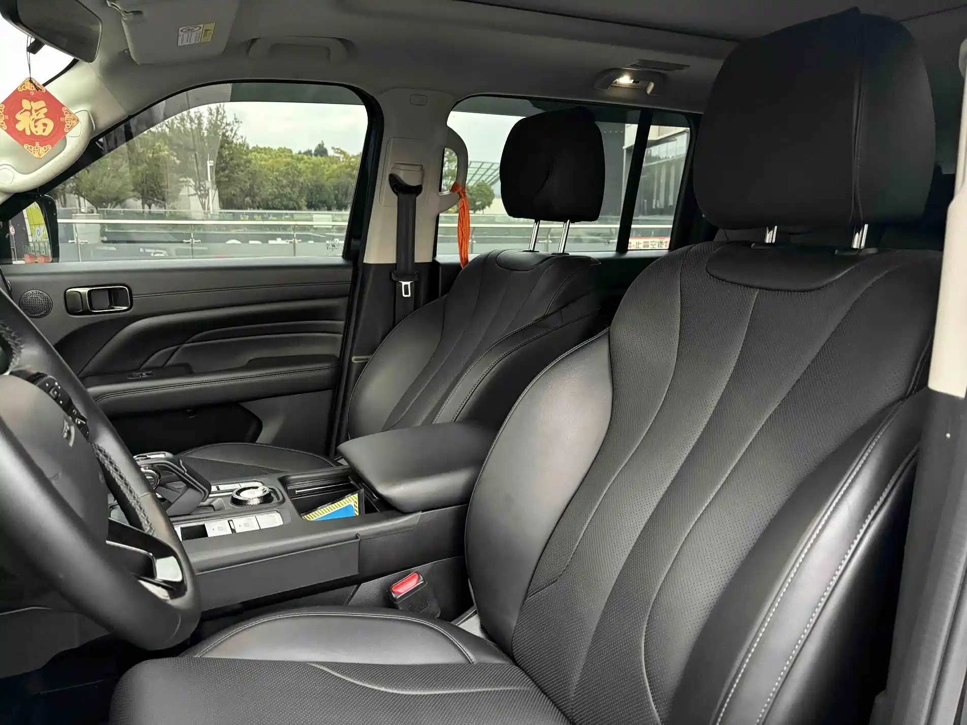 Photo 35 - Haval H9
