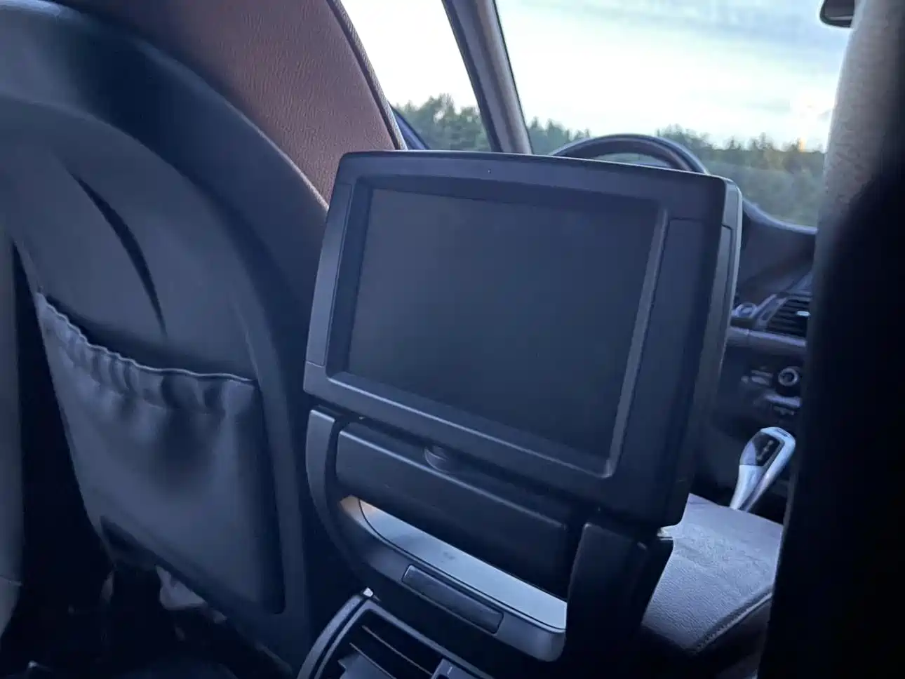 BMW X5 (Import) 2011 xDrive35i Leading Edition фото 6