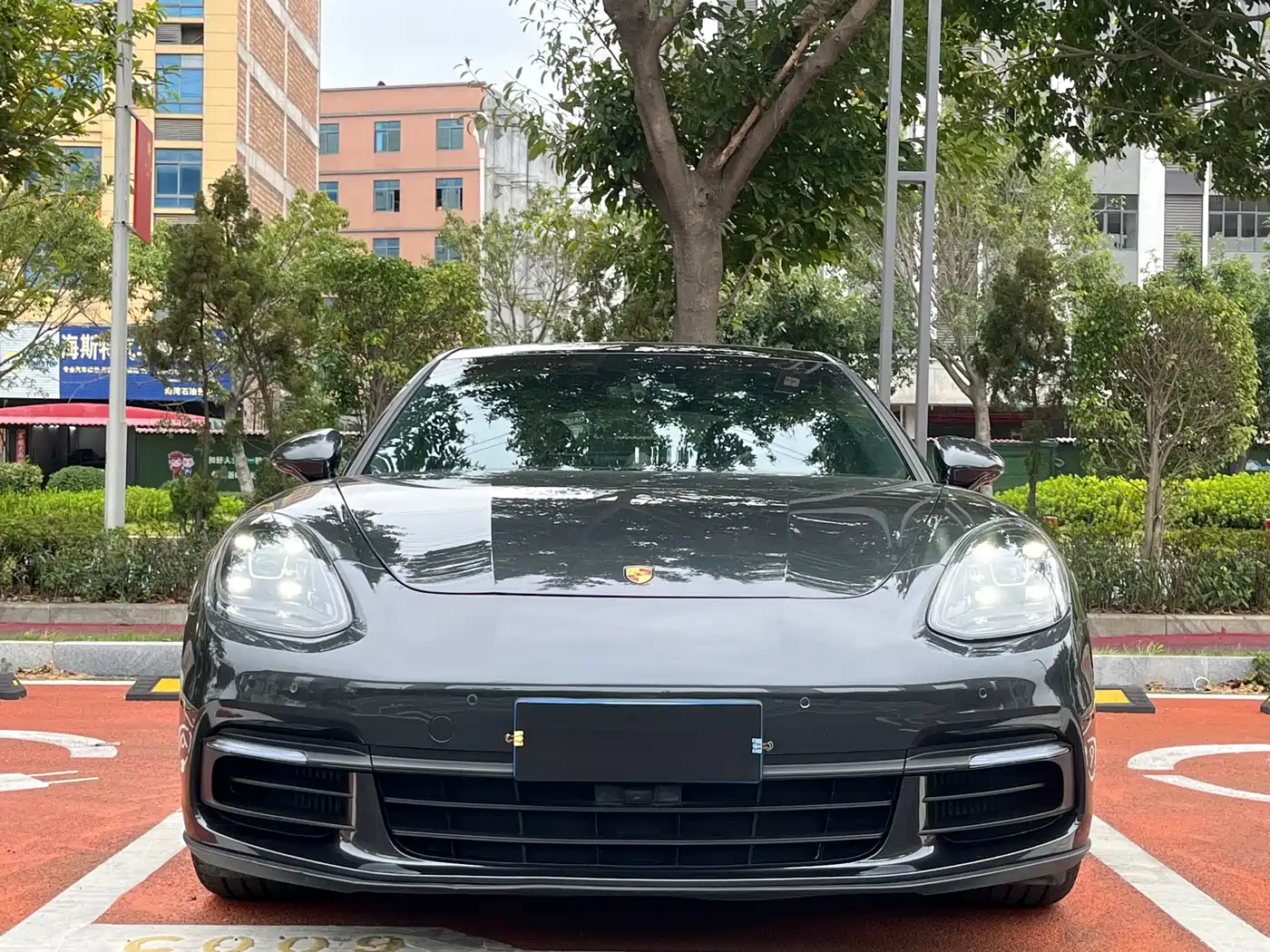 Porsche Panamera 2019 Panamera 2.9T фото 2