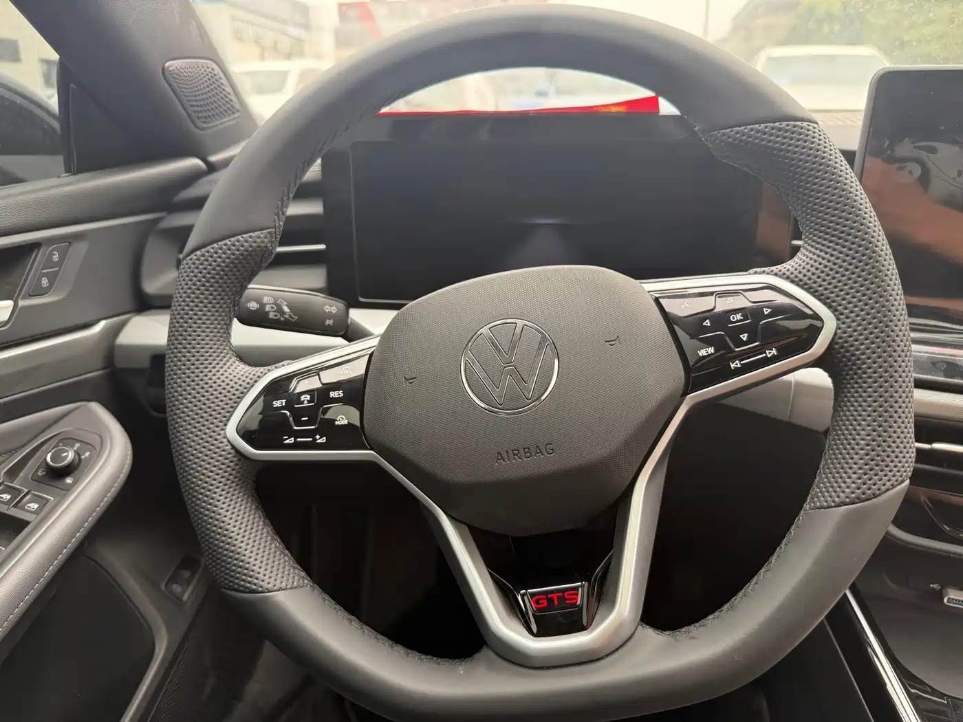 Volkswagen Lamando 2025 Model Lamando L 2.0T GTS Basic фото 11