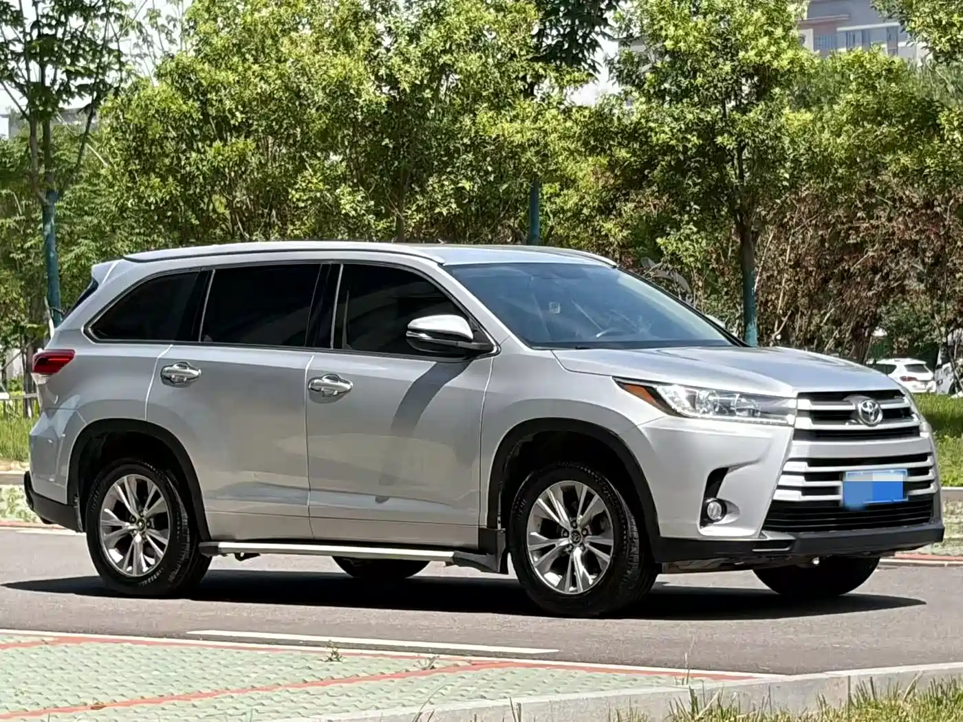 Toyota Highlander 2018 2.0T 4WD Elite 7-seater (China V) фото 3