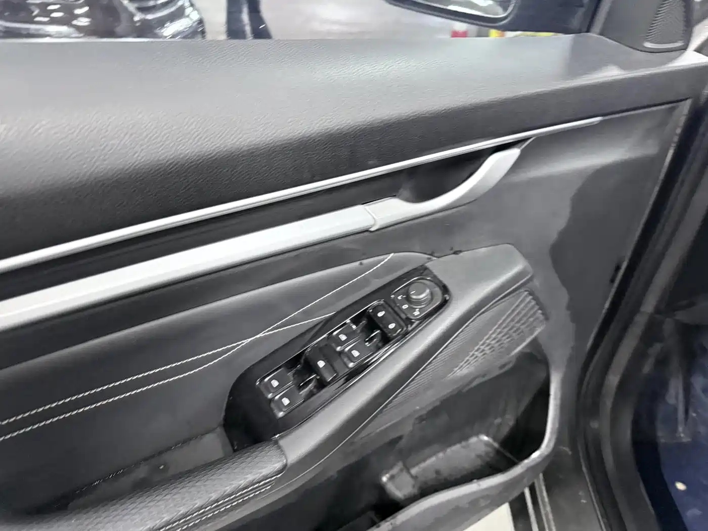 Geely Emgrand 2024 2025 4th Generation 1.5L CVT Starlight Edition