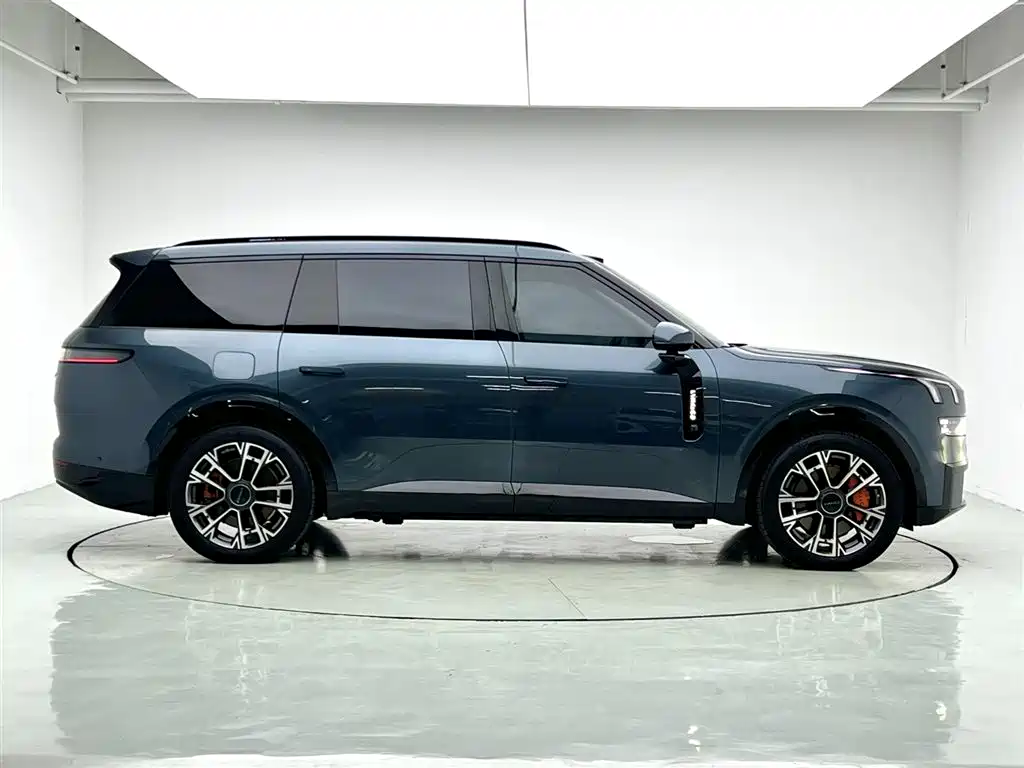 Lynk & Co 900 2025 2.0T Ultra фото 6