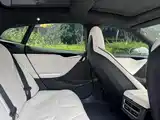 Photo 17 - Tesla Model S