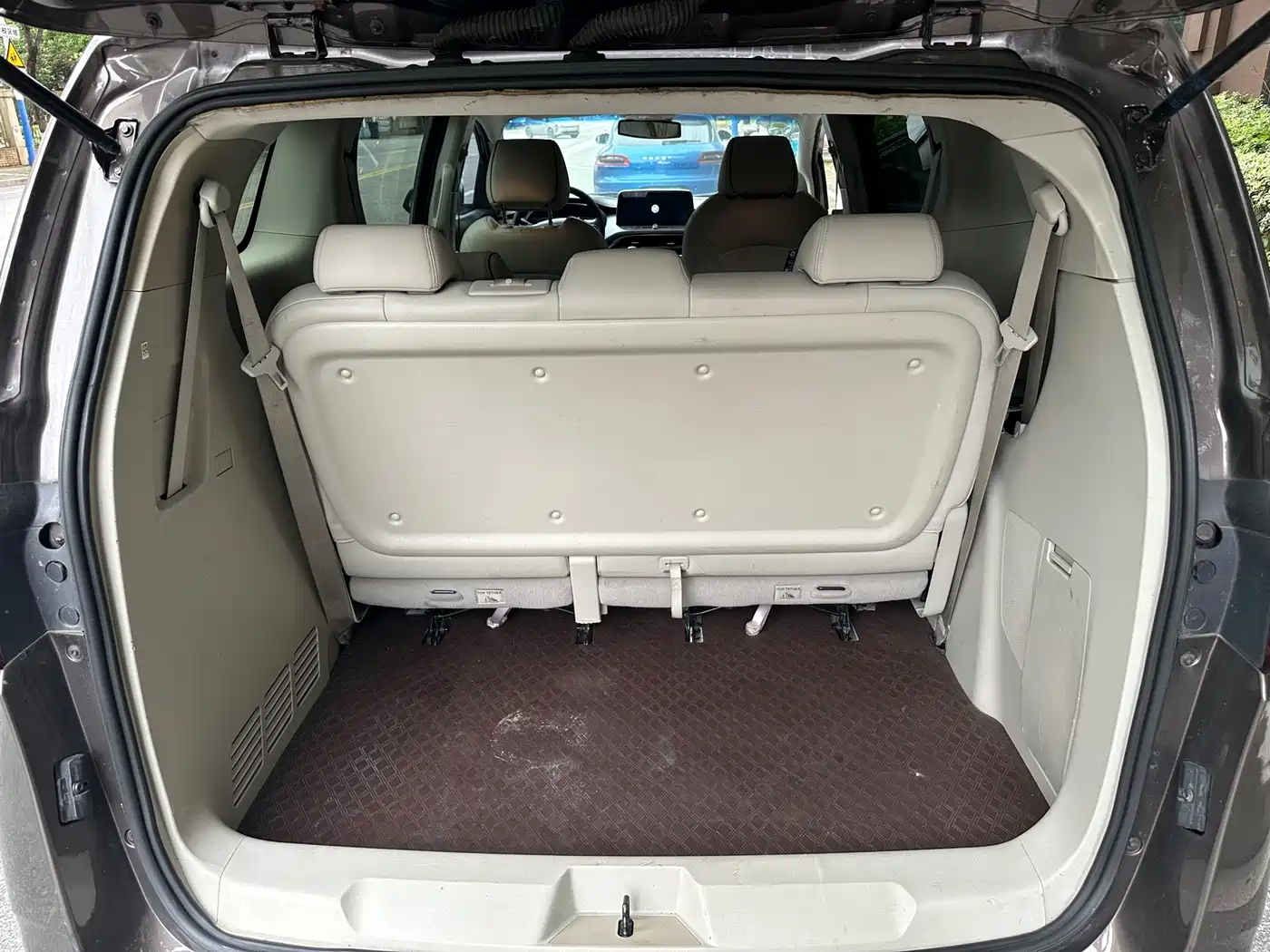 Buick GL8 2022 Land Business Class 652T Luxury фото 12