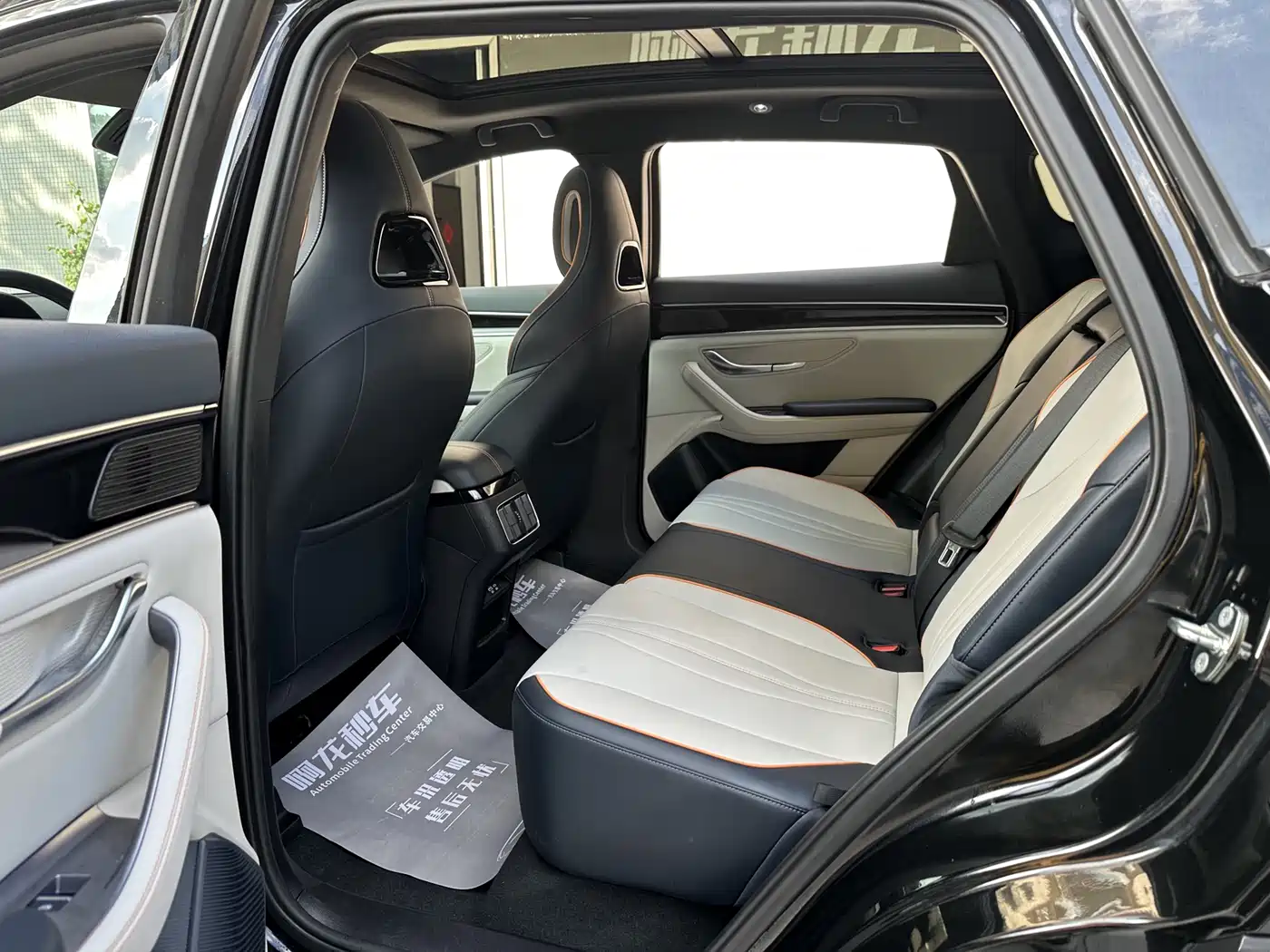 BYD Song PLUS PHEV 2024 Glory Edition EV 520km Luxury фото 7