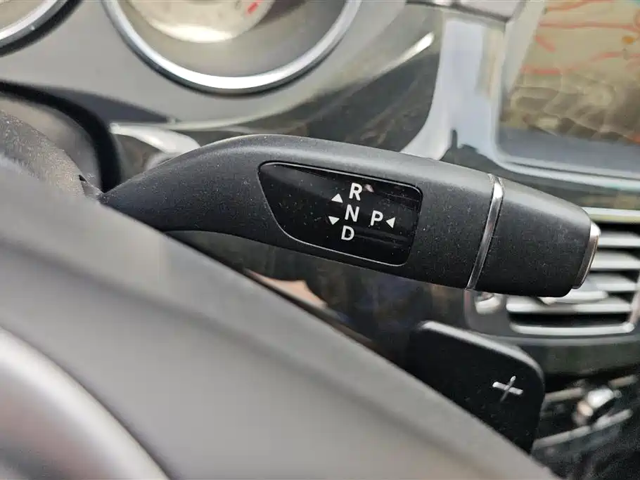 Mercedes-Benz CLS 2012 CLS 300 CGI фото 16