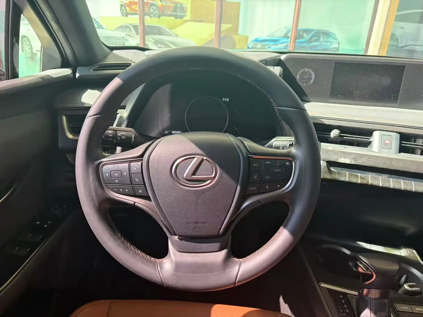 Lexus UX 2021 2020 260h Explore Fun Edition