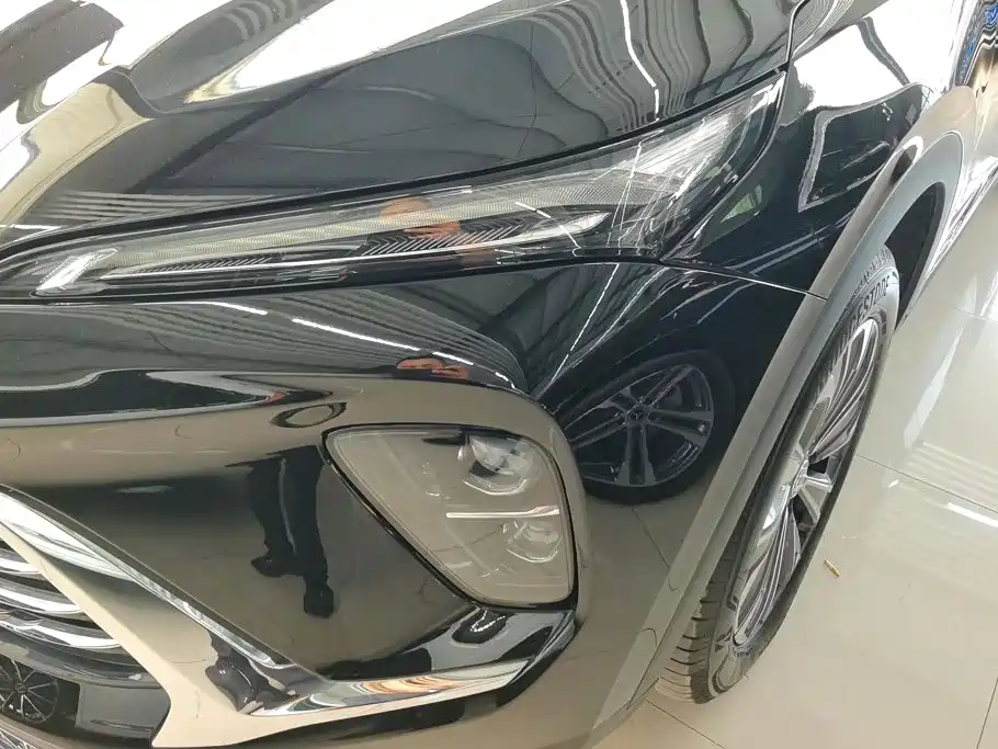 Photo 5 - Buick Envision S