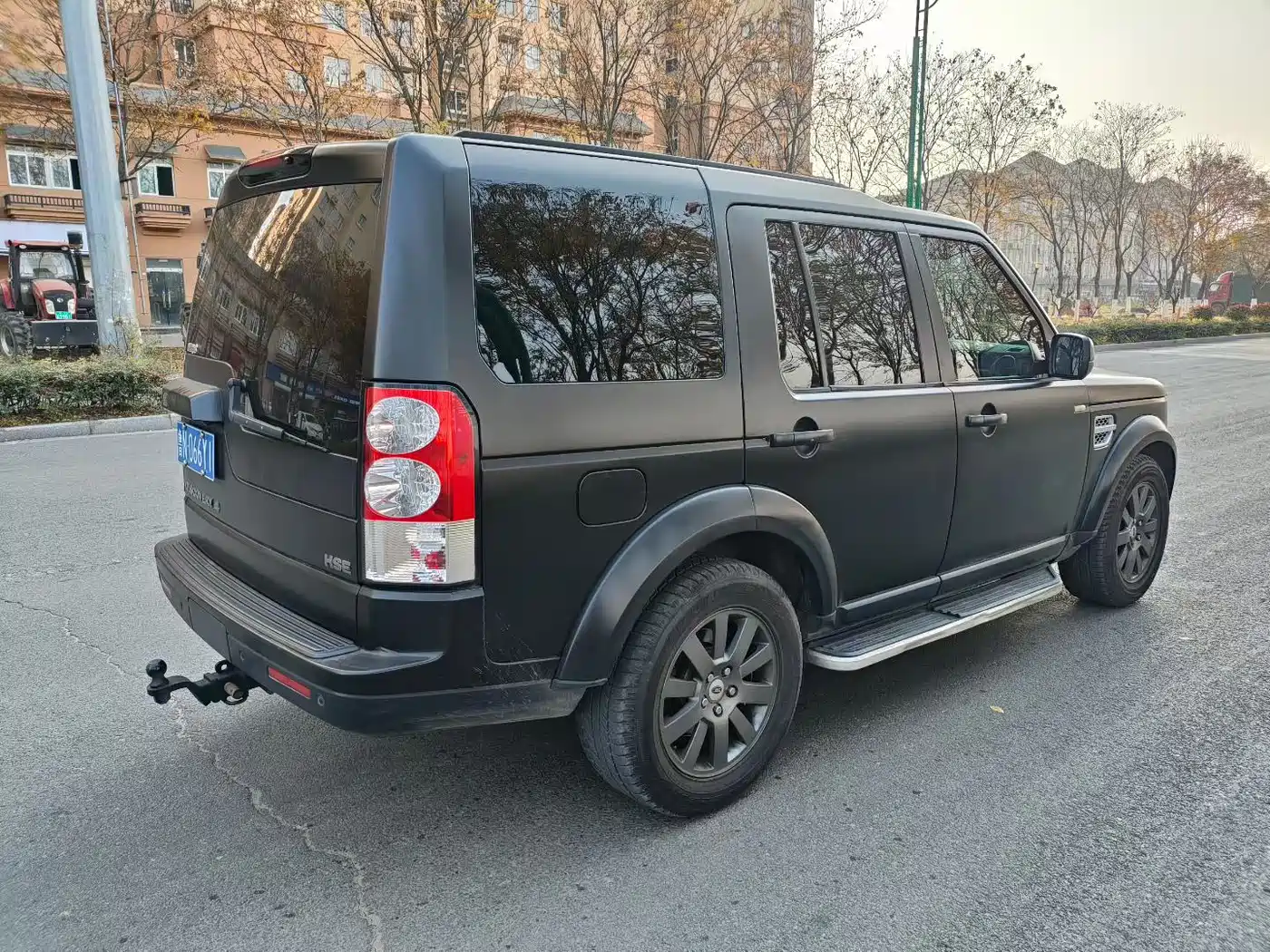 Land Rover Discovery 2011 4.0 V6 HSE фото 5