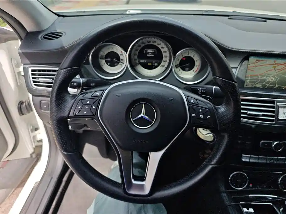 Mercedes-Benz CLS 2012 CLS 300 CGI фото 15