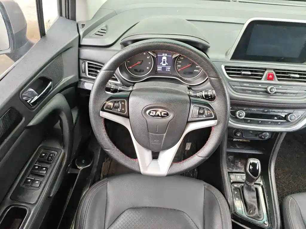 JAC Motors Refine S3 2017 2017 1.6L CVT Smart Connect