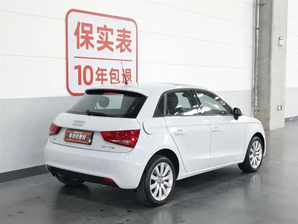 Audi A1 2014 30 TFSI Sportback Comfort фото 2
