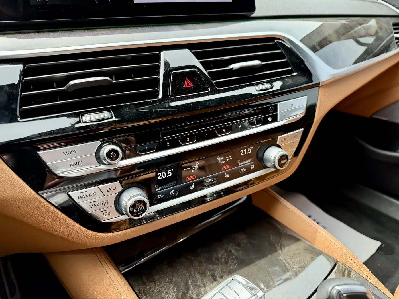BMW 5 Series 2019 530Li Leading M Sport Package фото 11